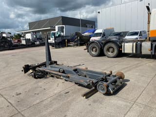 Volvo FM 6x4 / Hooklift and Tractor / Hub Reduction - Image 14