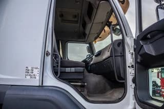 Renault KERAX 380 DXI+E5+PK18TM/3EXT - Image 11