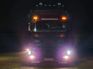 Scania T164-580 V8 Topline 4x2 - Original Torpedo/Hauber - Retarder - 4.70 WB - PTO/Hydraulic - Light bar - Leather seats - Image 42
