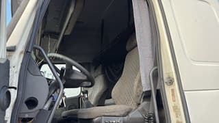 Volvo 12.420 - Image 20