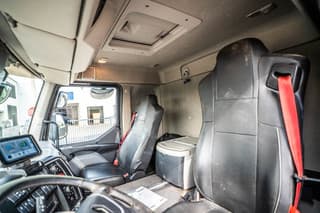 Renault D250 16T.- 36000 KM +DHOLLANDIA 2T. - Image 12