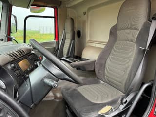DAF 4X2 + LAG HANGER DHOLLANDIA LIFT BOX - Image 10