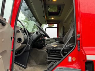 DAF 4X2 + LAG HANGER DHOLLANDIA LIFT BOX - Image 9