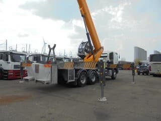 Hino 700 6X4 2IN STOCK - Image 8