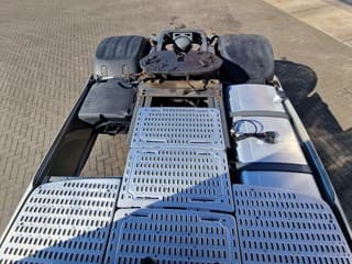 DAF 440 SpaceCab 4x2 - Full spoiler - Alloy wheels - Air horn - Light bar - Image 31