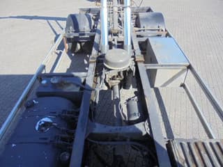 Volvo 260 MANUAL GEAR NL TRUCK - Image 16