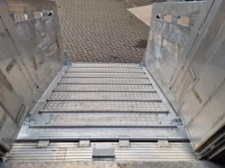 Renault D210 4x2 - NEW - Pezzaioli 1 deck - Ventilation - 17.9M2 - Ramp - Euro6d - Image 18