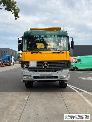 Mercedes-Benz 3340 - Image 8