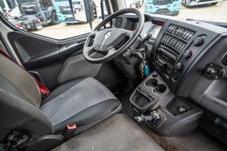 Renault D WIDE 280 (18t) +PALFINGER 2T. - Image 12