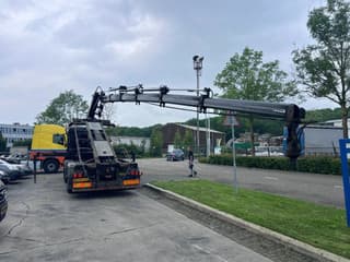 MAN 35.440 8X2-4 + HIAB 220C-5 REMOTE + CABLE LIFT AUTOMATIC - Image 9