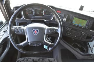 Scania R520 V8 NGS 4x2 - RETARDER - 523 TKM - PARK. AIRCO - ACC - NAVI - 2 x FUEL TANKS - LED LIGHTS - - Image 6