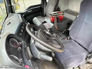 MAN 35 400 8x2, Handgeschakeld, Fassi, Remote, Combi - Image 16