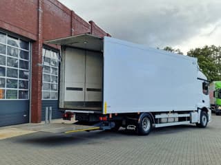 Mercedes-Benz 1833 4x2 - Box with sidedoors - Loadlift - Full air - Mirror cam - Image 12