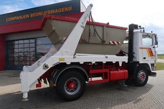 Volvo F10 4x2 - 1979 - Container Oldtimer - Image 3