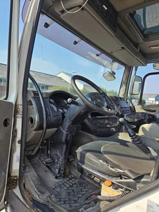 DAF CF 360 Manual 10 Tyres - Image 6
