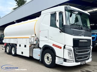 Volvo 540 - Thumbnail 1