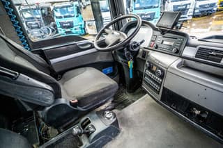 MAN 32.360 BB+LIEBHERR 9m3 - Image 16
