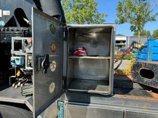 Scania R560 V8 8X2 + EFFER CRANE 1550 6S + FLYJIP 6XHYDR + REMOTE + WINCH - Image 15