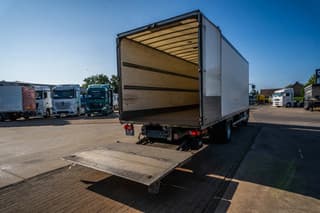 Renault D WIDE 250 (16T)DXI +DHOLLANDIA - Image 10