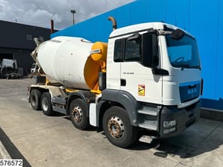MAN 32 400 8x4, EURO 5, Manual transmission, Liebherr 9m3 - Image 3