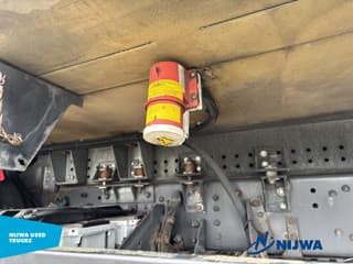 Scania 230 4X2 Meat Truck + Laadklep - Image 16