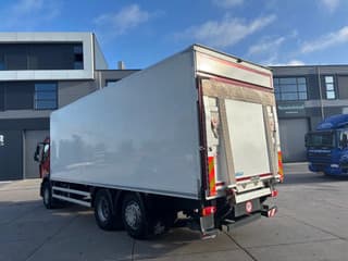 Renault WIDE 320 6x2/4 / Closed box /  Dhollandia - Image 5