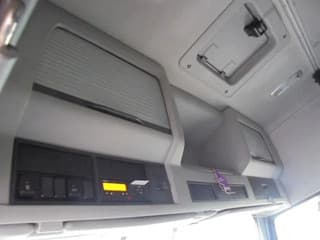Volvo 6X2 ADR + HYDRAULICS NL TRUCK - Image 14