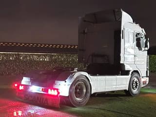 Scania R143-500 V8 4x2 Streamline - Retarder - Leather - Alloy wheels - Custom Bumper - Airhorns - Lightbar - Image 42