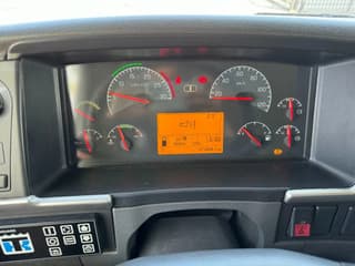 Volvo 12.420 4X2 EURO 3+ BURG HANGER + THERMO KING + DHOLLANDIA LIFT - Image 27