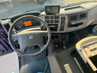 Volvo 4X2 EURO 6 BOX DHOLLANDIA 1500 KG - Image 17