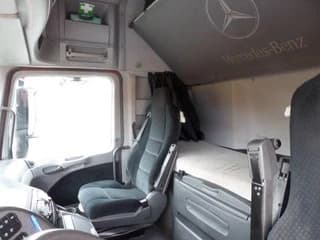 Mercedes-Benz 4165 8x4 Heavy Haulage Tractor - Image 8