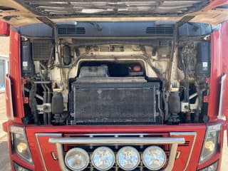 Volvo 16.700 FH16-700 8X4 140 TON FULL STEEL - Image 8
