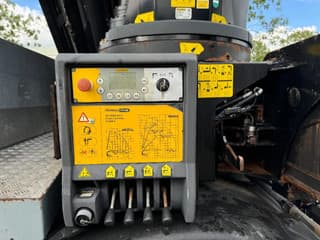 Volvo 8X4 PALFINGER PK53002 + FLY JIP AN REMOTE CONTROLE, LAST AXEL STEERING - Image 27