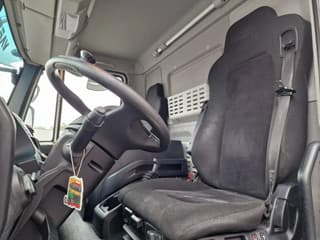 Iveco Eurocargo 2017 - 4x2 Box - 250 PS - Zepro Loadlift - Low KM - Euro 6 - Air suspension afbeelding 13