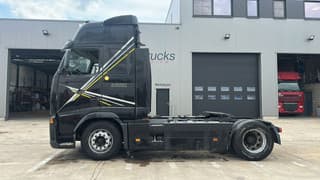 Volvo 440 - Image 7