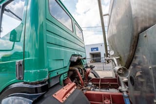 Mercedes-Benz SK 1831 L - WATER/EAU-11.500 L/3 Comp. - Image 7