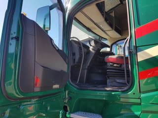 Volvo 500 8x2 Euro 6 Netherlands truck - Image 8
