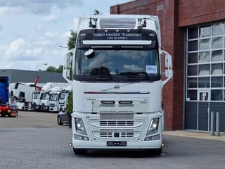 Volvo 13.500 Globetrotter XL 6x2 - BDF - Retarder - I parkcool - Full air - 4.90 WB - Image 2