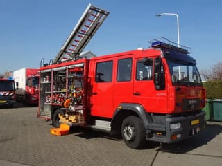 MAN 250 godiva pump with holmatro set - Image 1