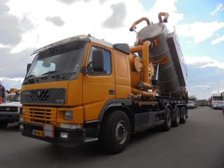 Terberg 8X4 TRIPLE NL TRUCK - Image 1