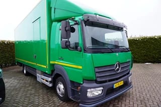 Mercedes-Benz 1018L 4x2 Bakwagen met laadklep Automaat - Image 1