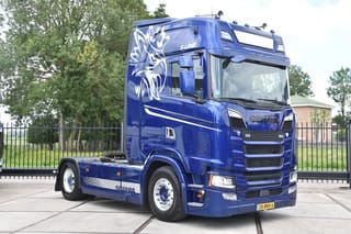 Scania S500 NGS 4x2NB - RETARDER - FULL AIR - PARK. AIRCO - LEATHER SEATS - 2 x FUEL TANKS - ALCOA'S - LED LIGHTS - - Image 1