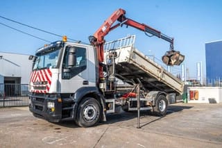 Iveco 310- E5 + HMF 1110 K2 - Image 1