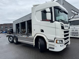 Scania R650 6x2*4 full air ,retarder - Image 1