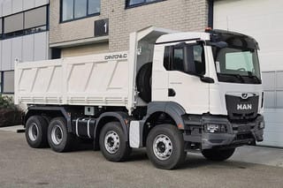 MAN 41.400 BB CH Tipper Truck - Image 1