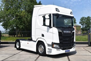 Scania R520 V8 NGS 4x2 - RETARDER - 523 TKM - PARK. AIRCO - ACC - NAVI - 2 x FUEL TANKS - LED LIGHTS - - Image 1