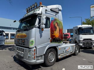 Volvo 420 - Image 1