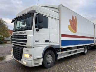 DAF XF 105.410 4x2 Closed Box - Image 1
