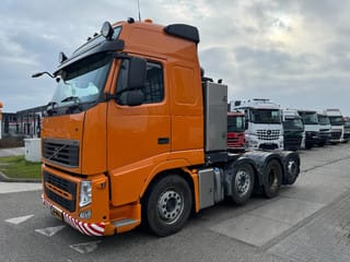 Volvo 500 8X2 - EURO 5 + LIFT/STEERING AXLE - Image 1