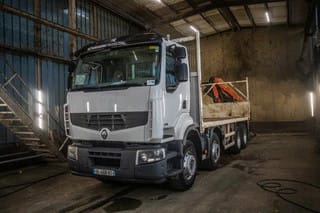 Renault KERAX 380DXI-8x4+PK18TM/3EXT - Image 1